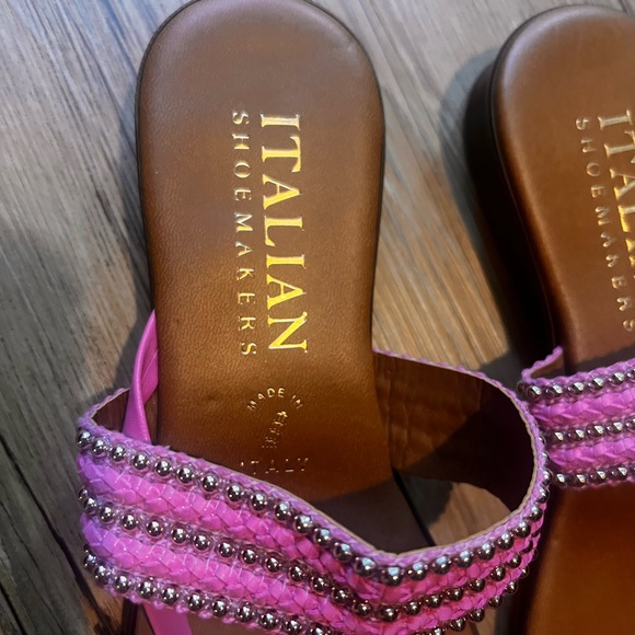 Italian Shoemakers Fuchsia and Brown Sandals - Picture 2 of 2